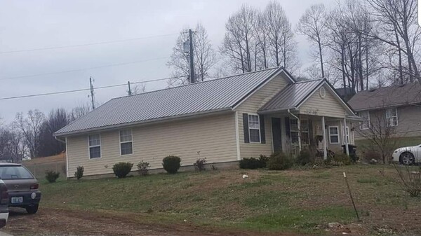 Metal Roof in Pikesville, KY (1)