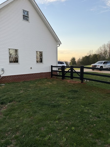 Split Rail Fence Installation in Somerset, KY (1)